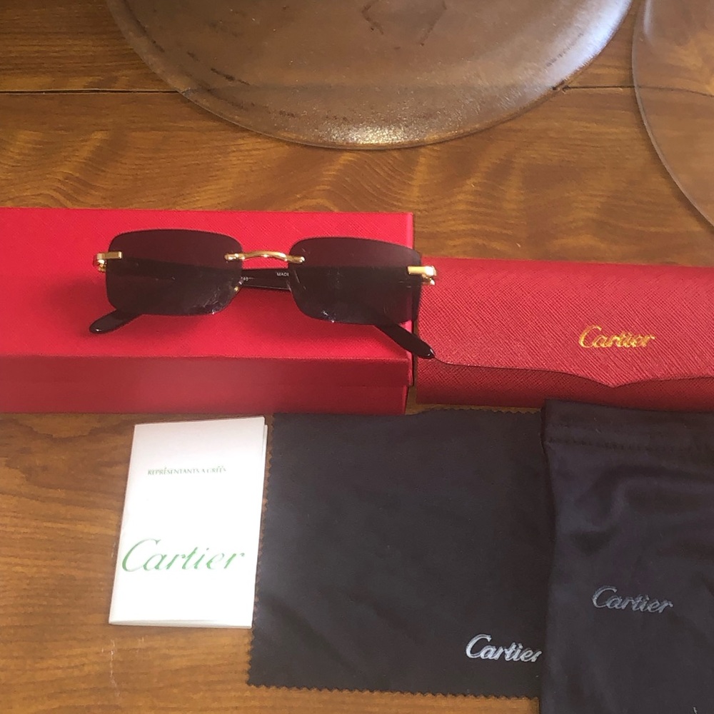 BRAND NEW IN THE BOX CARTIER GLASSES DARK TINT BUFFS BLACK & GOLD